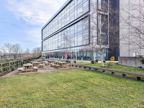 Lancaster_House_Nptn_102
