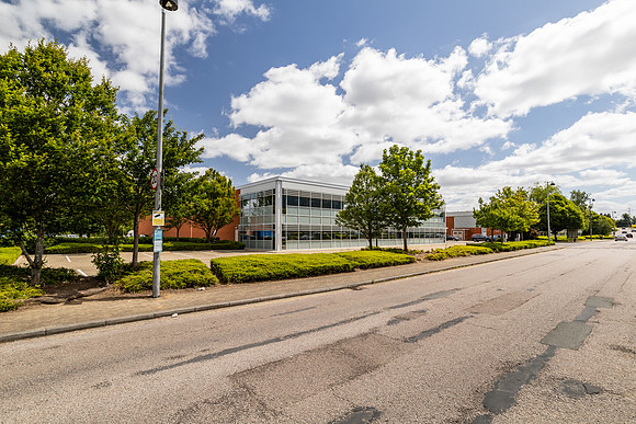 210 Centennial Park - Elstree-228