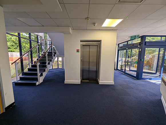 Priory Court Int-56