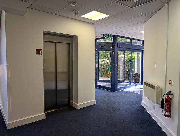 Priory Court Int-52