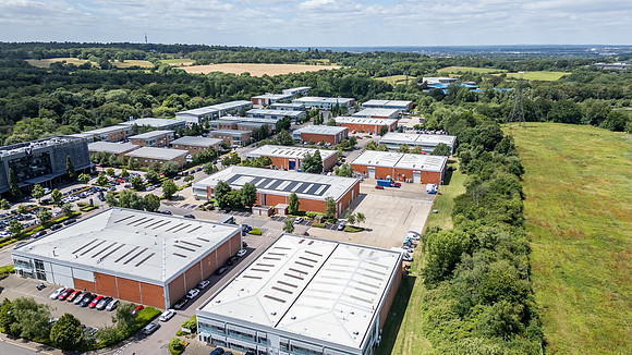 210 Centennial Park - Elstree-155