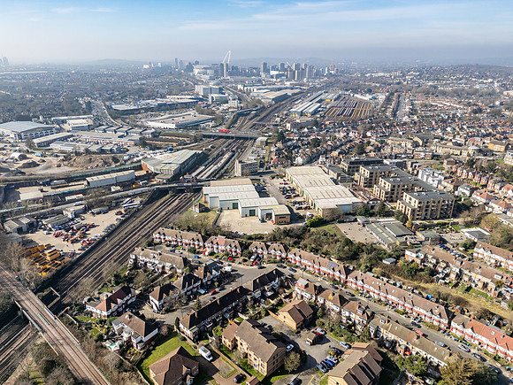 Falcon Park - Neasden-117