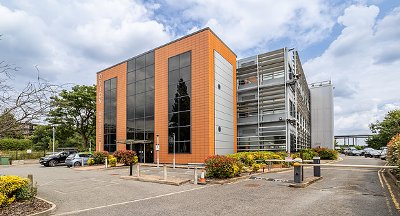 Orion House 053