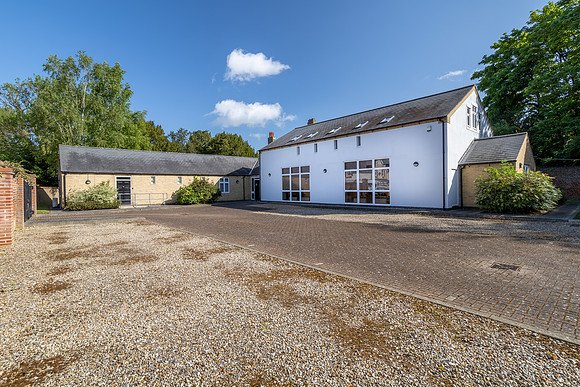 Kempston Manor Part 2-19