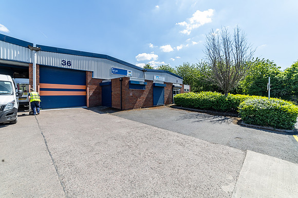 Kelvin Way Industrial - West Brom-196