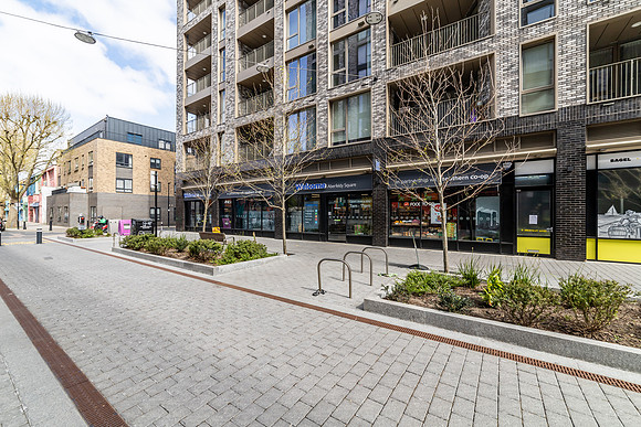 Aberfeldy_Sq_032
