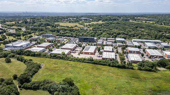 210 Centennial Park - Elstree-133