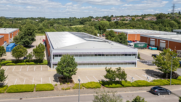 210 Centennial Park - Elstree-170