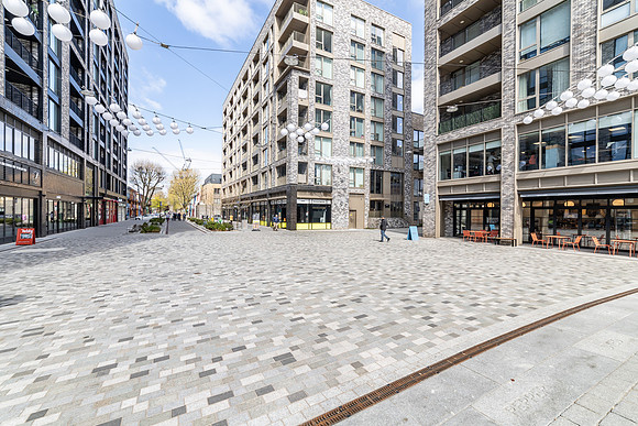 Aberfeldy_Sq_040