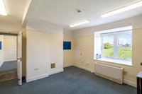 Kempston Manor 009