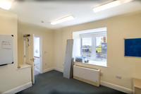 Kempston Manor 007