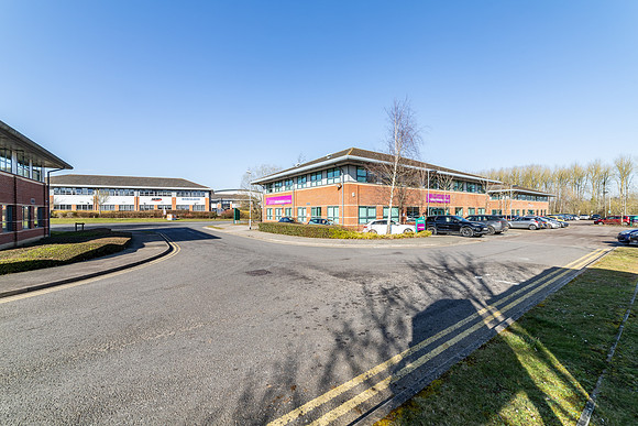 5 Grange Park Court, Northampton 020
