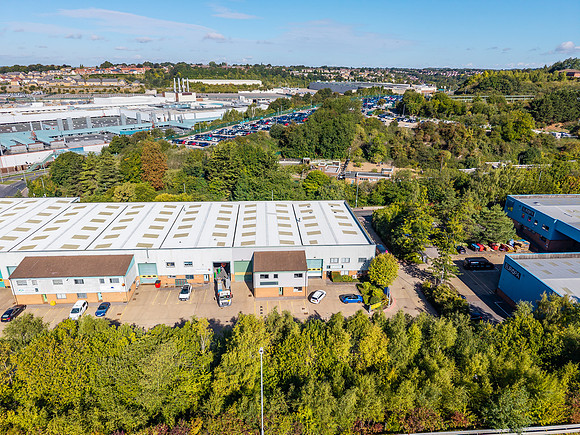 Unit 7 Barratt Industrial Pk -Luton-5