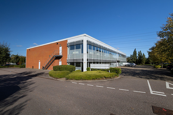 Unit 260 Centennial Park Elstree-7