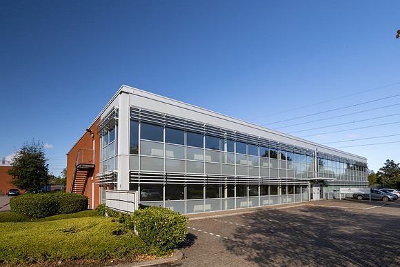 Unit 260 Centennial Park Elstree-3