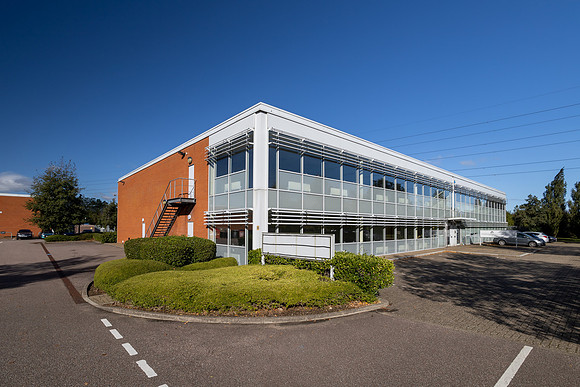 Unit 260 Centennial Park Elstree-2