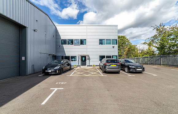 Rhodes Way_Watford_090