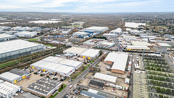 Unit 14 Trident Ind Estate 091