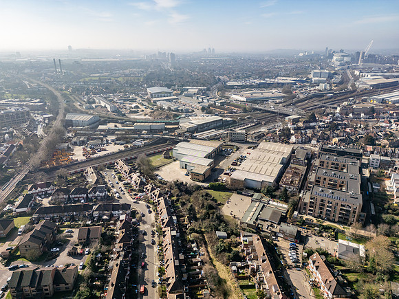 Falcon Park - Neasden-119