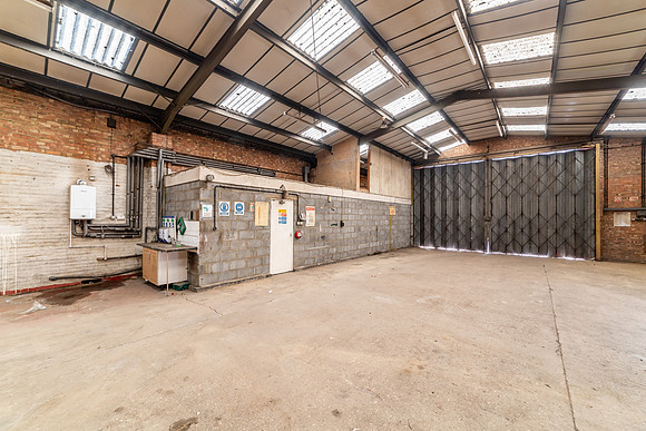 Commerce Way - Leighton Buzzard-47