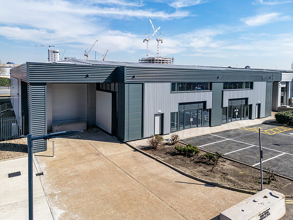 Units 2 and 3 - Oxgate Centre-120