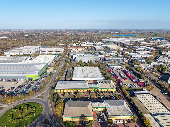 1 Rhosili Road - Brackmills 031