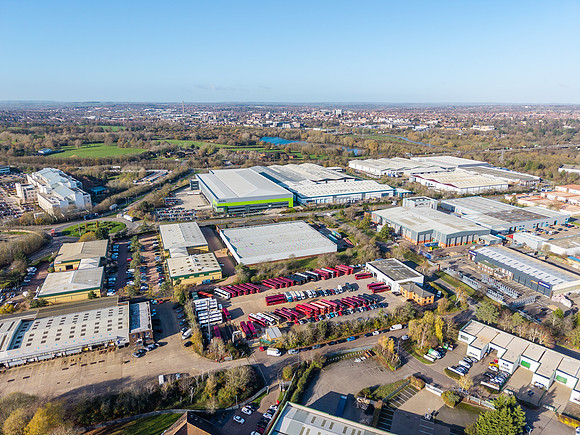 1 Rhosili Road - Brackmills 035
