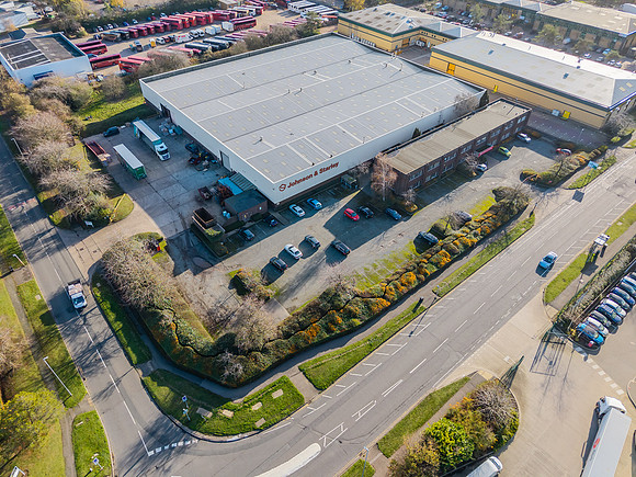 1 Rhosili Road - Brackmills 057