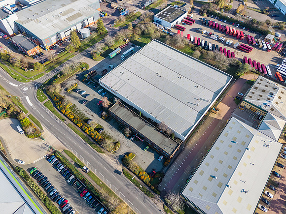 1 Rhosili Road - Brackmills 060