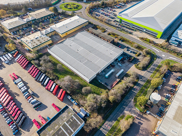 1 Rhosili Road - Brackmills 064