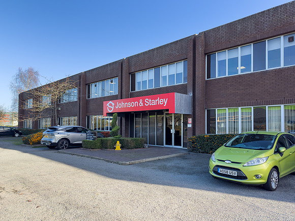 1 Rhosili Road - Brackmills 072