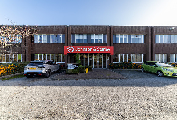 1 Rhosili Road - Brackmills 075
