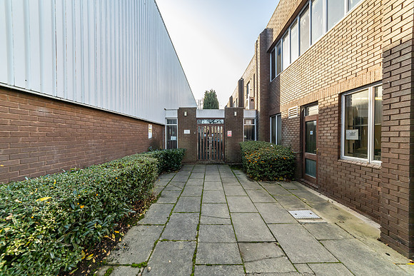 1 Rhosili Road - Brackmills 081