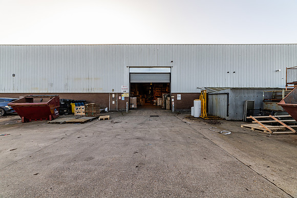 1 Rhosili Road - Brackmills 092