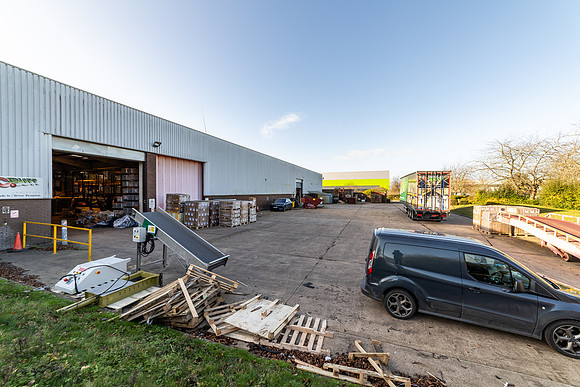 1 Rhosili Road - Brackmills 095
