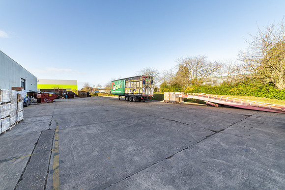 1 Rhosili Road - Brackmills 096
