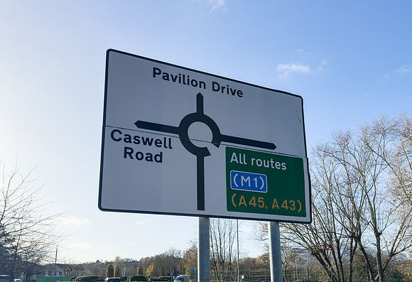 1 Rhosili Road - Brackmills 104