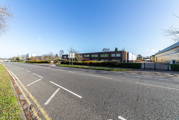 1 Rhosili Road - Brackmills 103