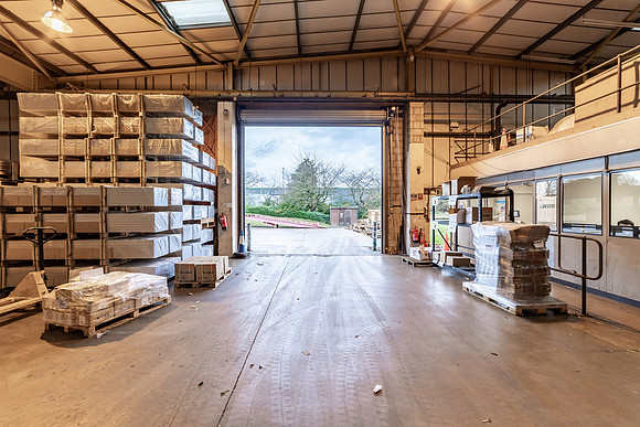 1 Rhosili Road - Brackmills 107
