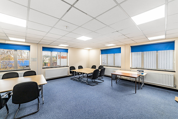 1 Rhosili Road - Brackmills 137