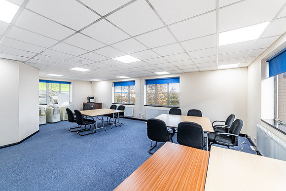 1 Rhosili Road - Brackmills 138