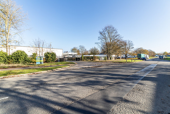 B8 Brackmills 101
