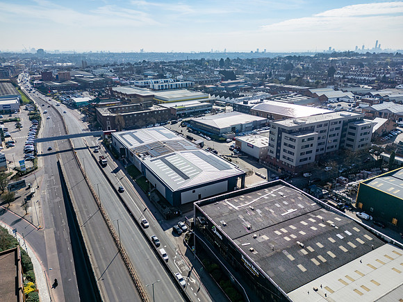 Units 2 and 3 - Oxgate Centre-98
