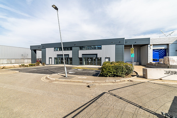 Units 2 and 3 - Oxgate Centre-67