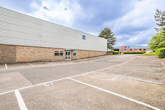 Unit 3a Canons Ind Park - Wolverton-2