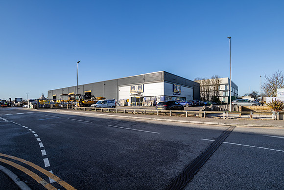 Unit 5 Deltic Trade Park - MK-17
