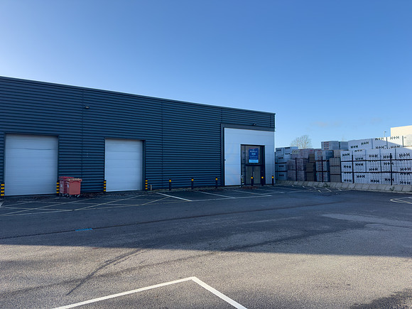 Unit 5 Deltic Trade Park - MK-38