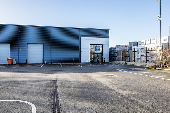 Unit 5 Deltic Trade Park - MK-40