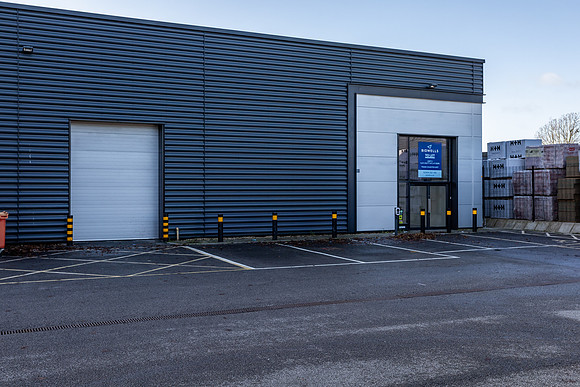 Unit 5 Deltic Trade Park - MK-48