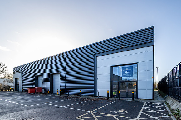 Unit 5 Deltic Trade Park - MK-50